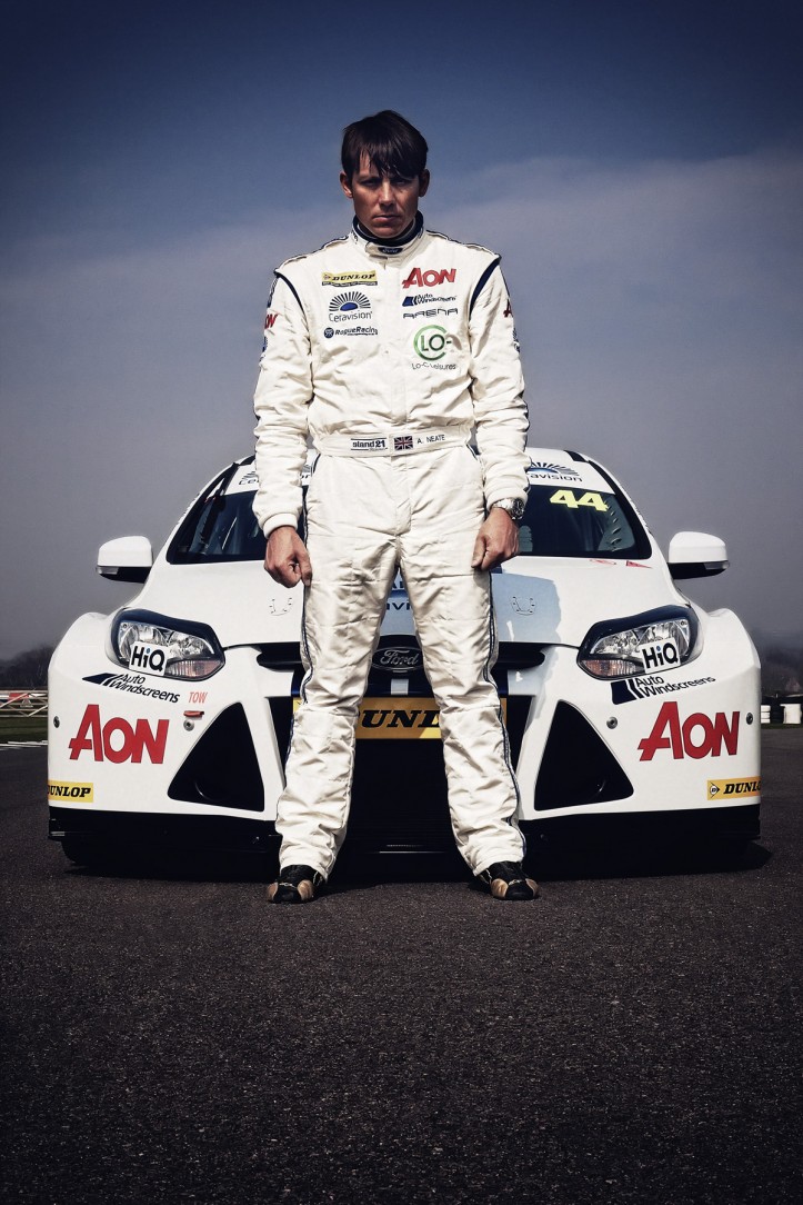 Andy Neate BTCC - Paul Reiffer Photographer London - Team Ford Aon