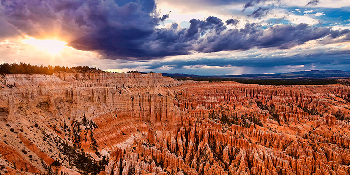 Bryce Canyon National Park - Sunset at Bryce Point - Professional London Landscape Photographer Bryce Canyon National Park - Sunset at Bryce Point - Professional London Landscape Photographer